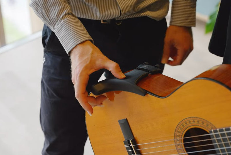 How to attach the armrest